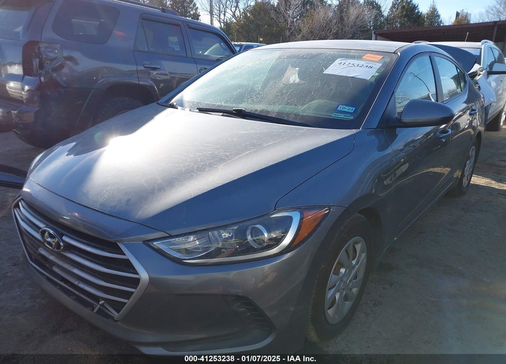 2018 HYUNDAI ELANTRA VIN: 5NPD74LF1JH393256