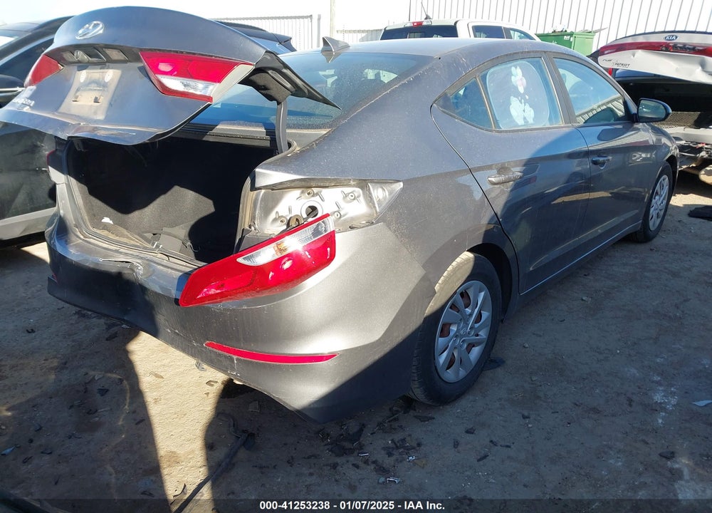 2018 HYUNDAI ELANTRA VIN: 5NPD74LF1JH393256