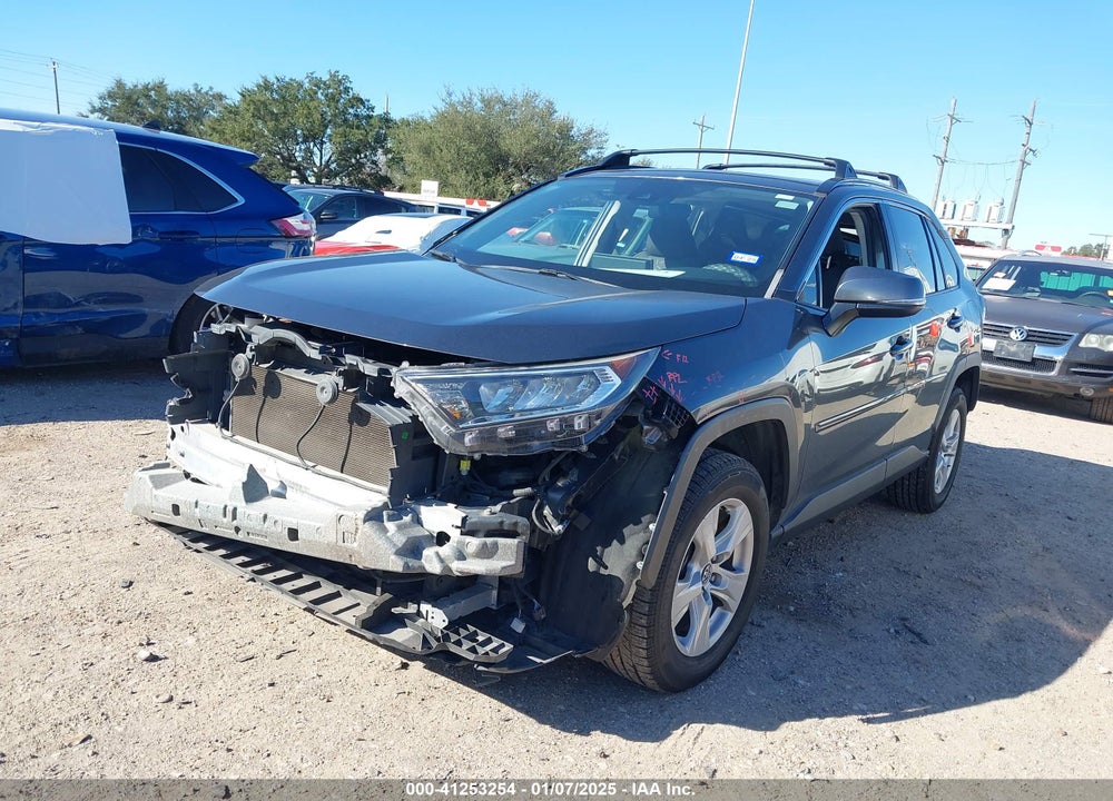 2020 TOYOTA RAV4 XLE VIN: 2T3W1RFVXLC062943