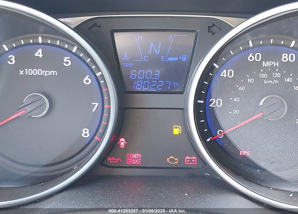 2011 HYUNDAI TUCSON GLS VIN: KM8JU3AC6BU293879