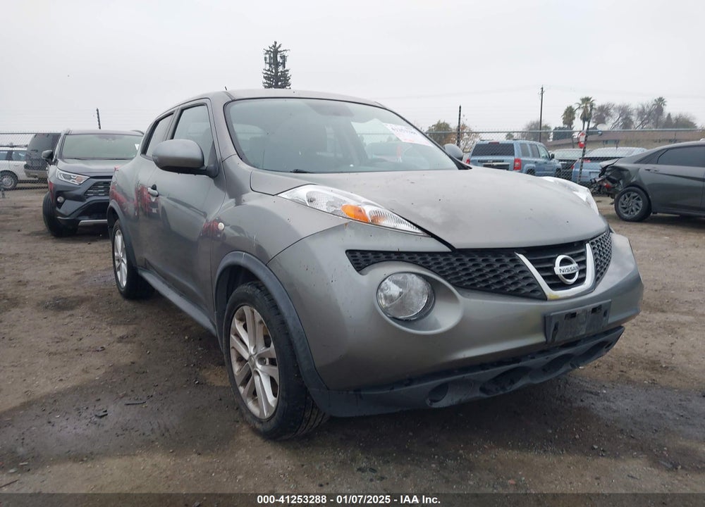 2011 NISSAN JUKE SV VIN: JN8AF5MR8BT004716