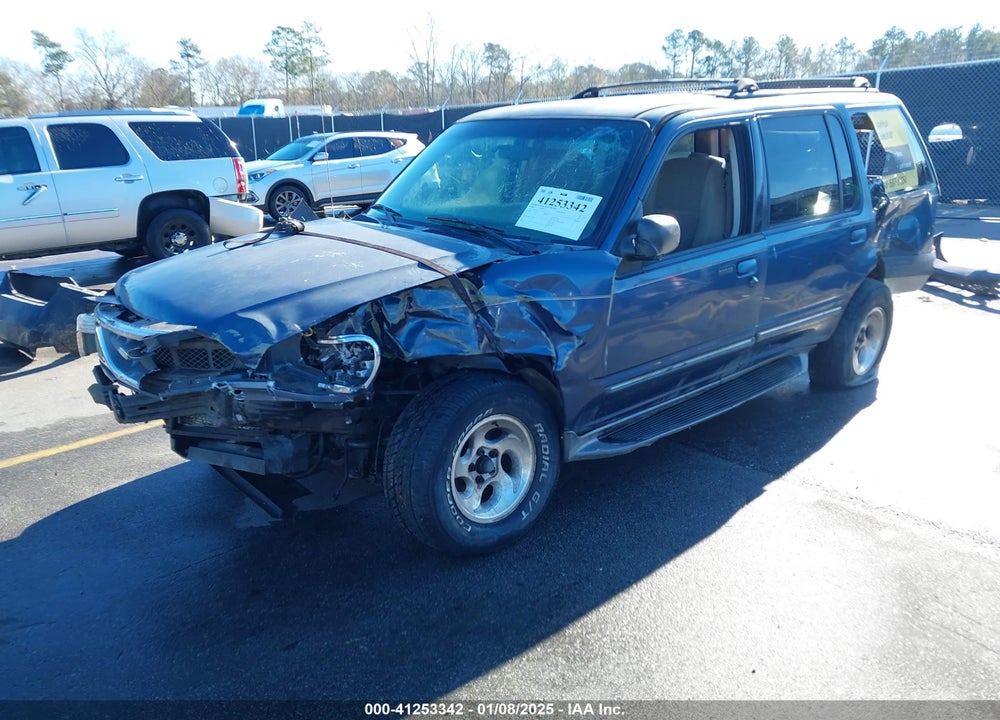2000 FORD EXPLORER XLT VIN: 1FMZU63X1YZC22797