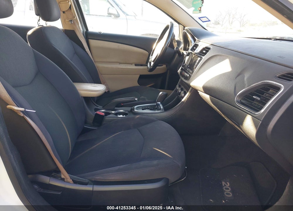 2013 CHRYSLER 200 VIN: 1C3CCBBB0DN699674