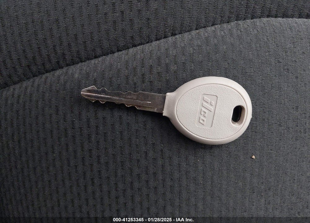 2013 CHRYSLER 200 VIN: 1C3CCBBB0DN699674
