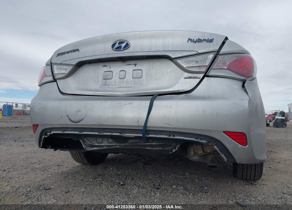 2014 HYUNDAI SONATA HYBRID VIN: KMHEC4A42EA103813