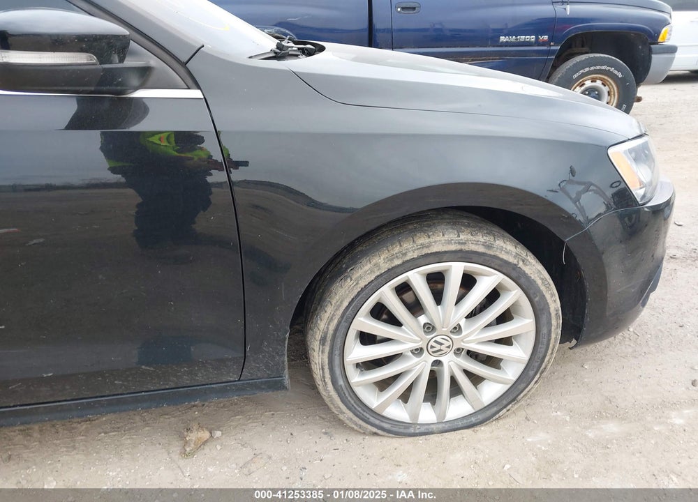 2013 VOLKSWAGEN JETTA 2.0L TDI VIN: 3VWLL7AJ2DM246858