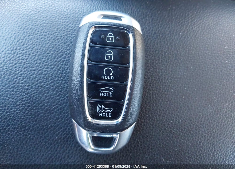2021 HYUNDAI ELANTRA VIN: KMHLP4AG8MU069606