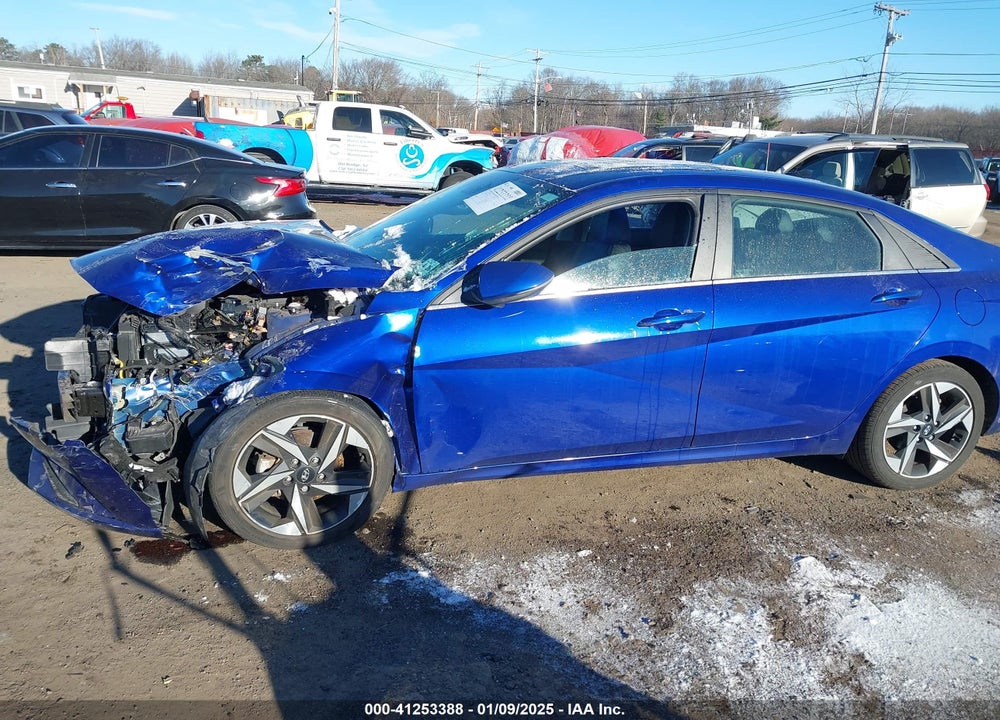 2021 HYUNDAI ELANTRA VIN: KMHLP4AG8MU069606