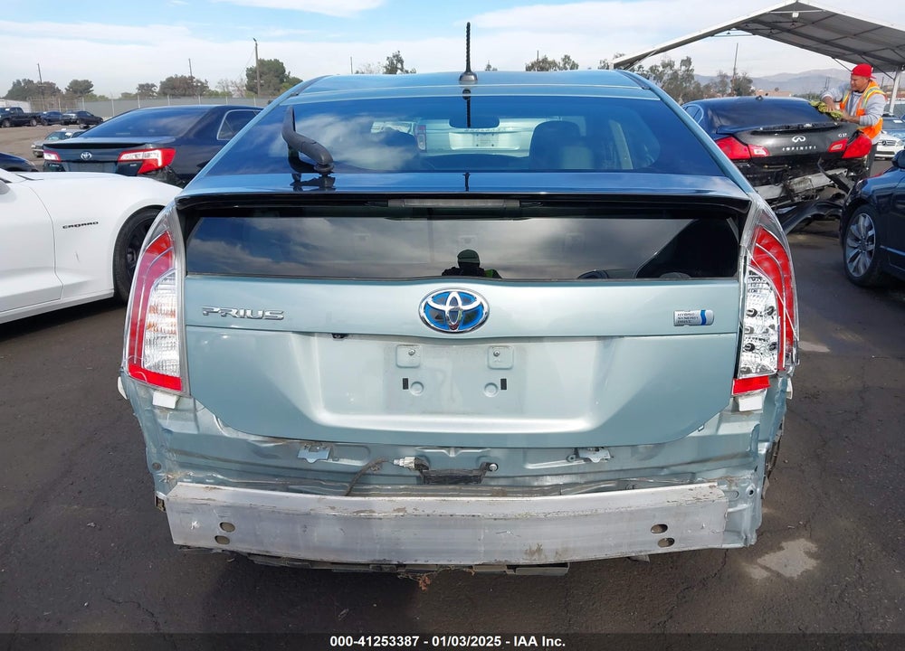 2014 TOYOTA PRIUS VIN: JTDKN3DU5E1827387