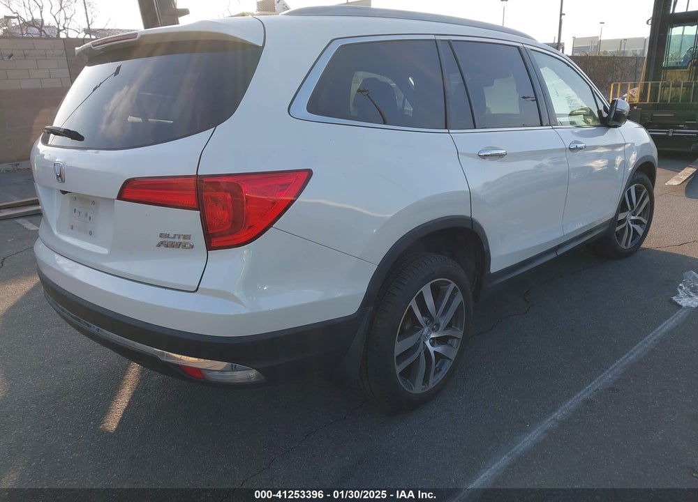 2017 HONDA PILOT ELITE VIN: 5FNYF6H04HB032553