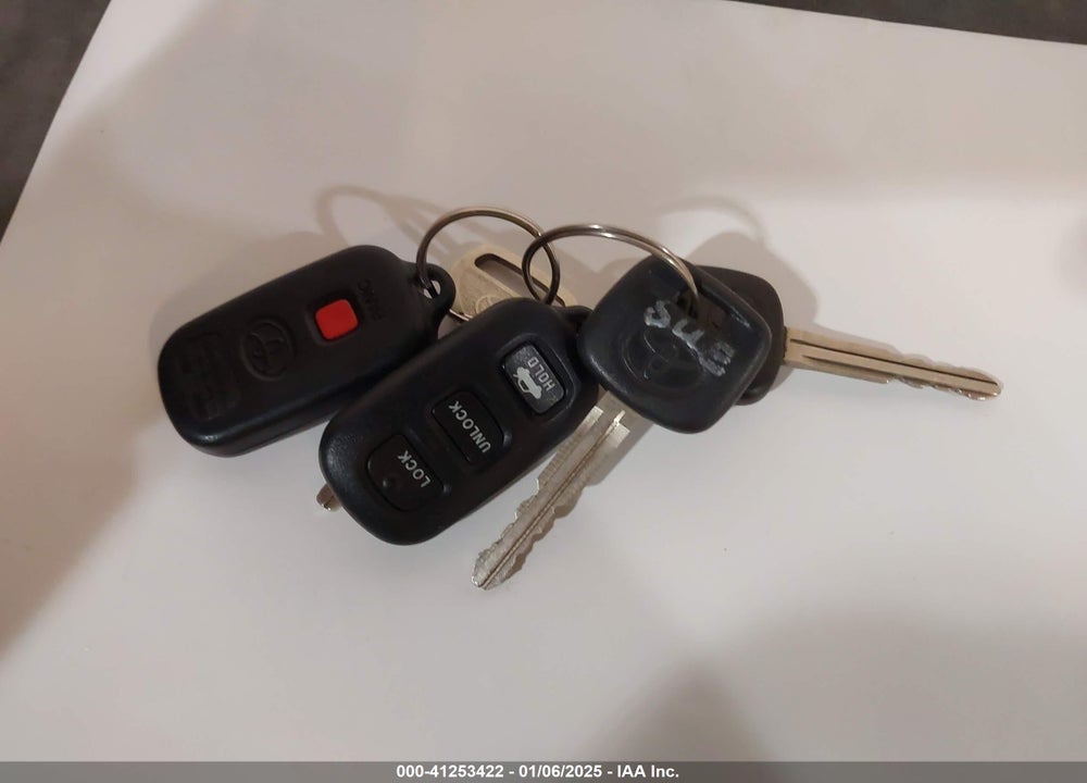 2002 TOYOTA CAMRY LE VIN: 4T1BE32K32U595430