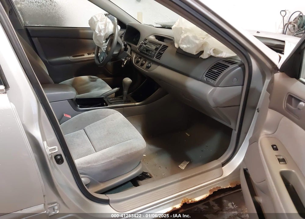 2002 TOYOTA CAMRY LE VIN: 4T1BE32K32U595430