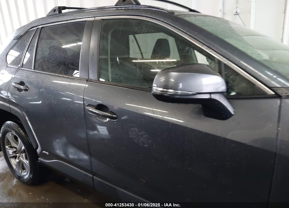2022 TOYOTA RAV4 VIN: JTMRWRFVXND151408