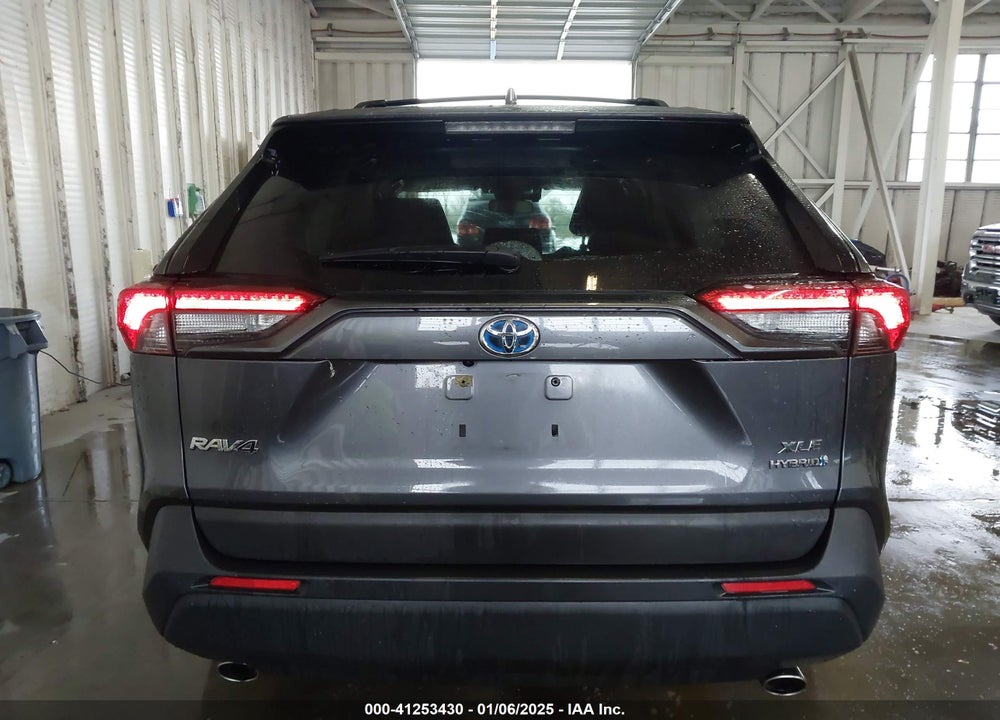 2022 TOYOTA RAV4 VIN: JTMRWRFVXND151408