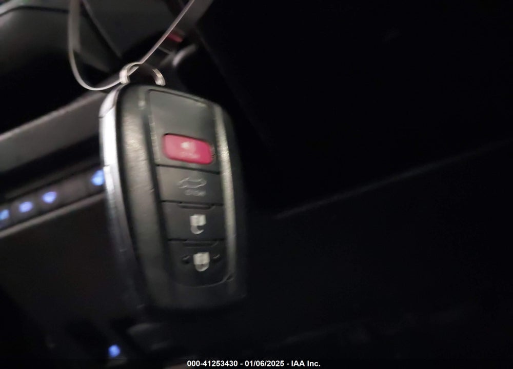 2022 TOYOTA RAV4 VIN: JTMRWRFVXND151408