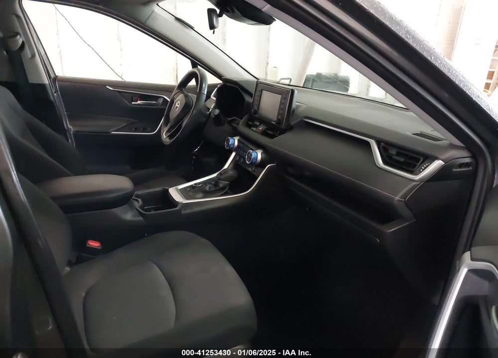 2022 TOYOTA RAV4 VIN: JTMRWRFVXND151408