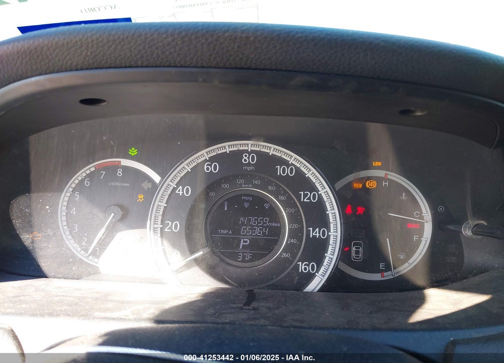 2013 HONDA ACCORD VIN: 1HGCR3F88DA038093