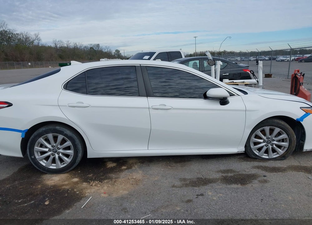 2019 TOYOTA CAMRY VIN: 4T1B11HKXKU227429