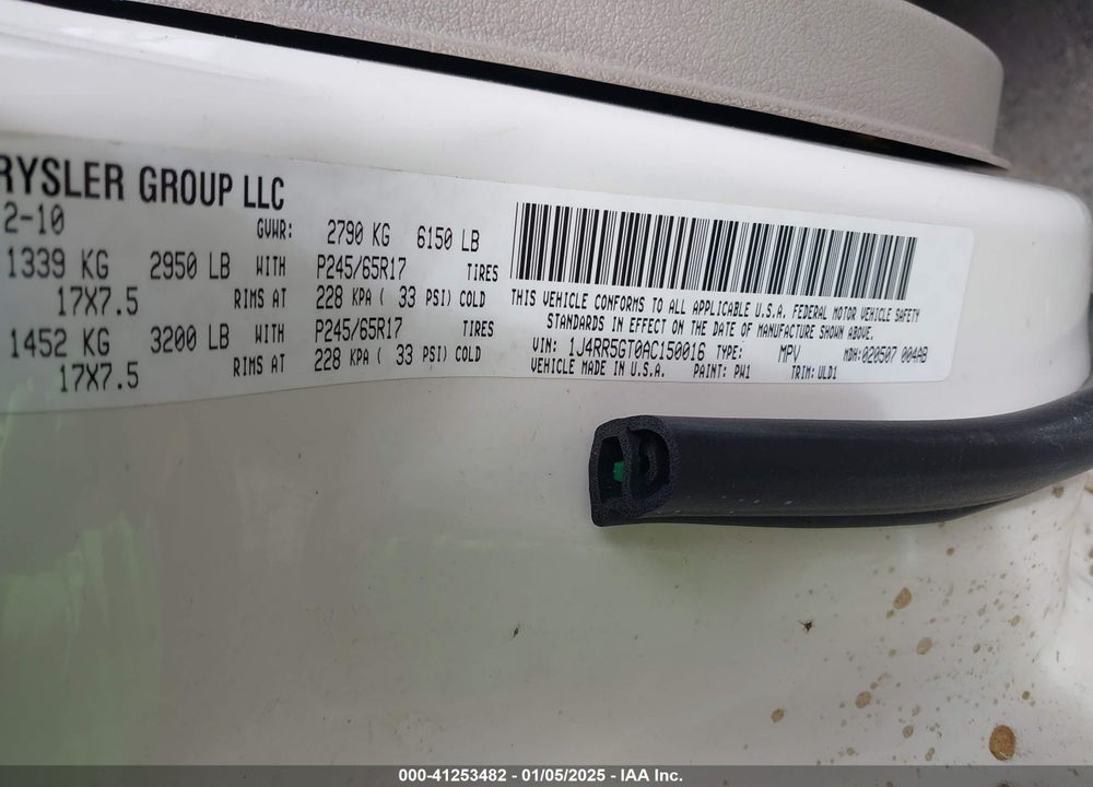 2010 JEEP GRAND CHEROKEE VIN: 1J4RR5GT0AC150016