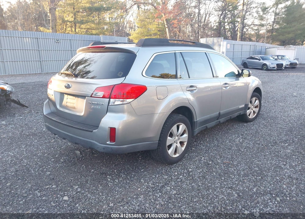 2011 SUBARU OUTBACK 2.5I PREMIUM VIN: 4S4BRBCC8B3406069