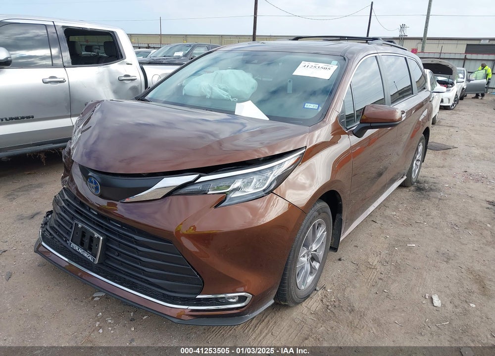 2023 TOYOTA SIENNA VIN: 5TDYRKEC3PS169380