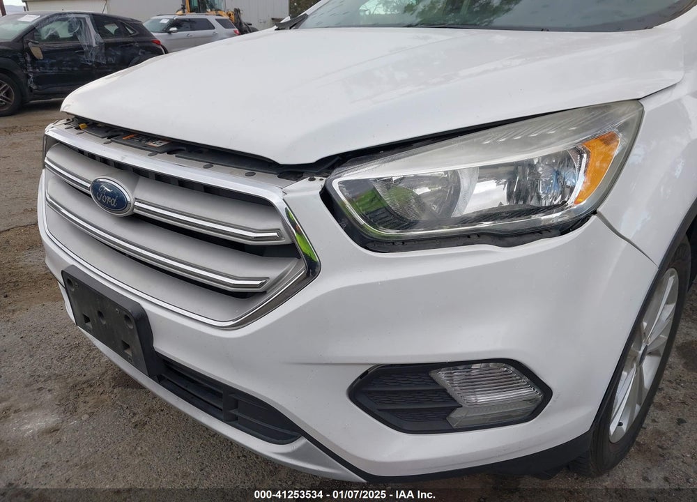 2019 FORD ESCAPE SE VIN: 1FMCU0GD1KUB81126