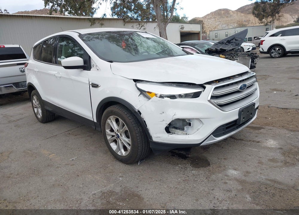2019 FORD ESCAPE SE VIN: 1FMCU0GD1KUB81126