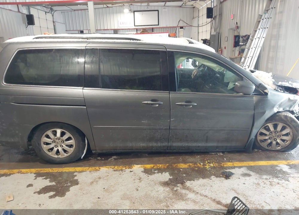 2008 HONDA ODYSSEY EX-L VIN: 5FNRL38728B096485
