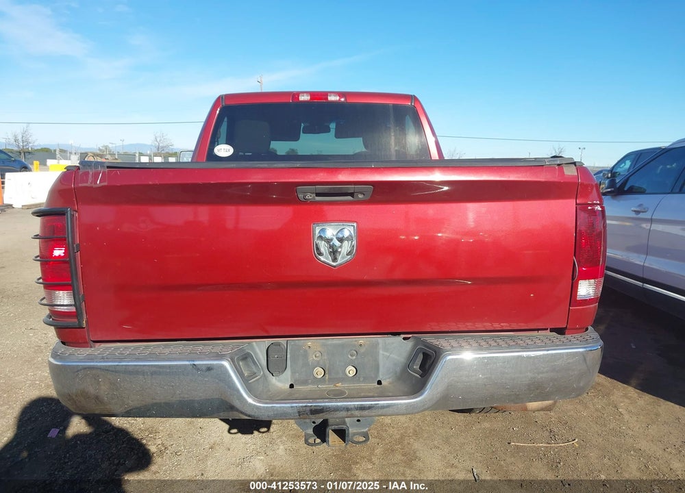 2014 RAM 1500 VIN: 3C6JR6AG7EG235563