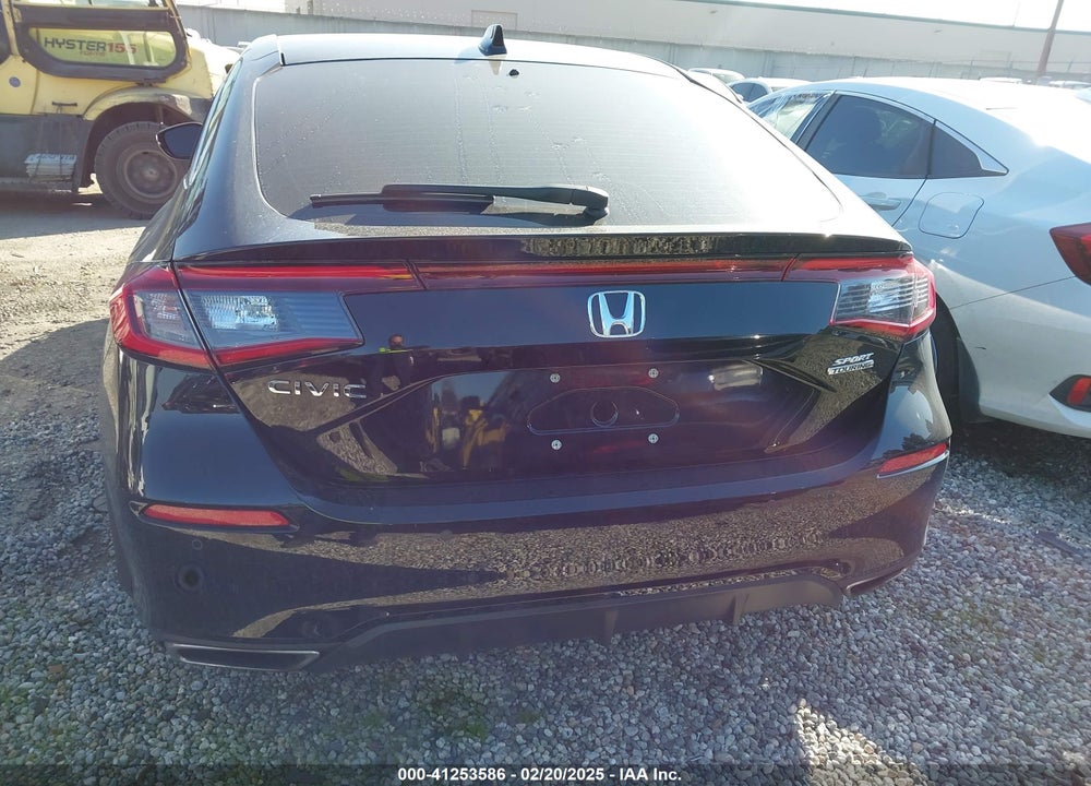 2023 HONDA CIVIC VIN: 19XFL1H83PE014221