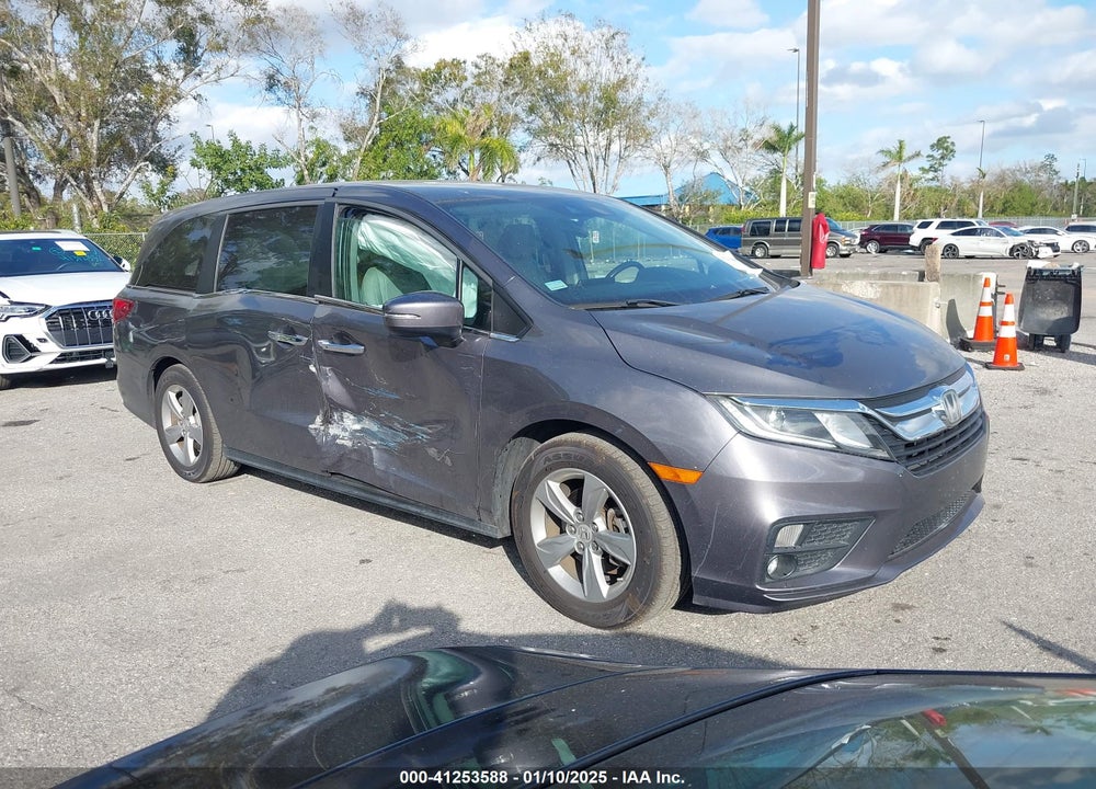 2018 HONDA ODYSSEY EX-L VIN: 5FNRL6H73JB072218
