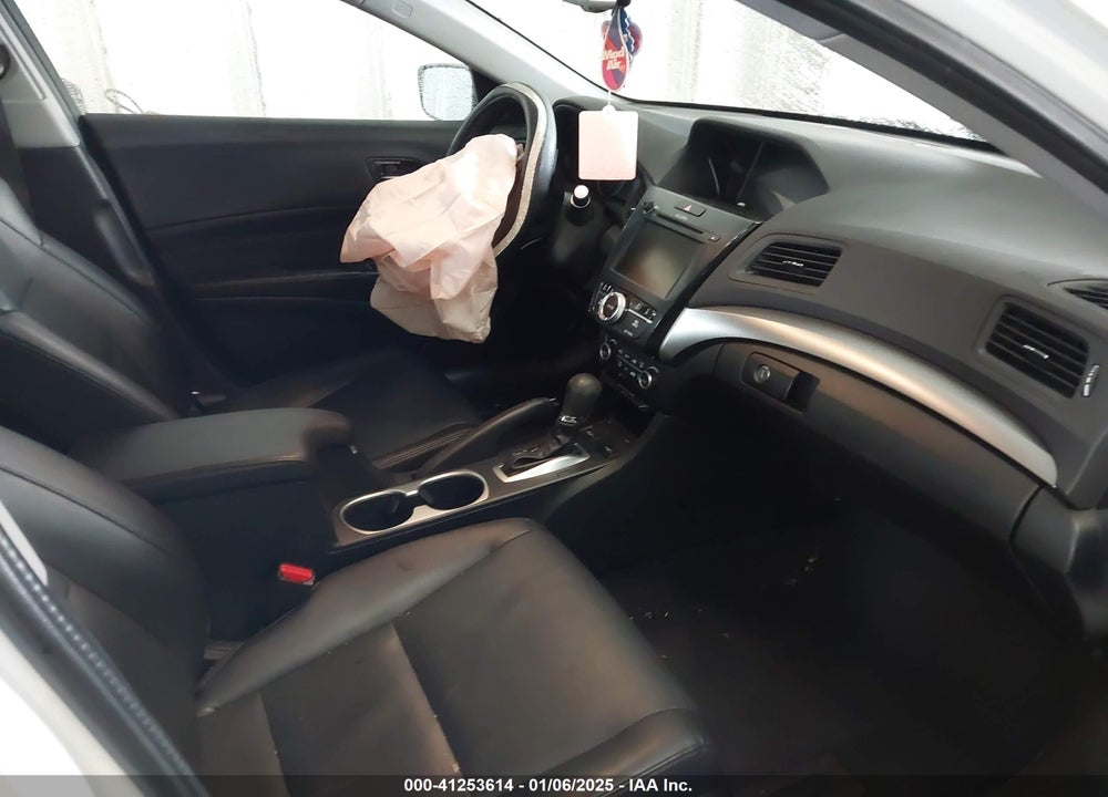 2018 ACURA ILX VIN: 19UDE2F73JA007704