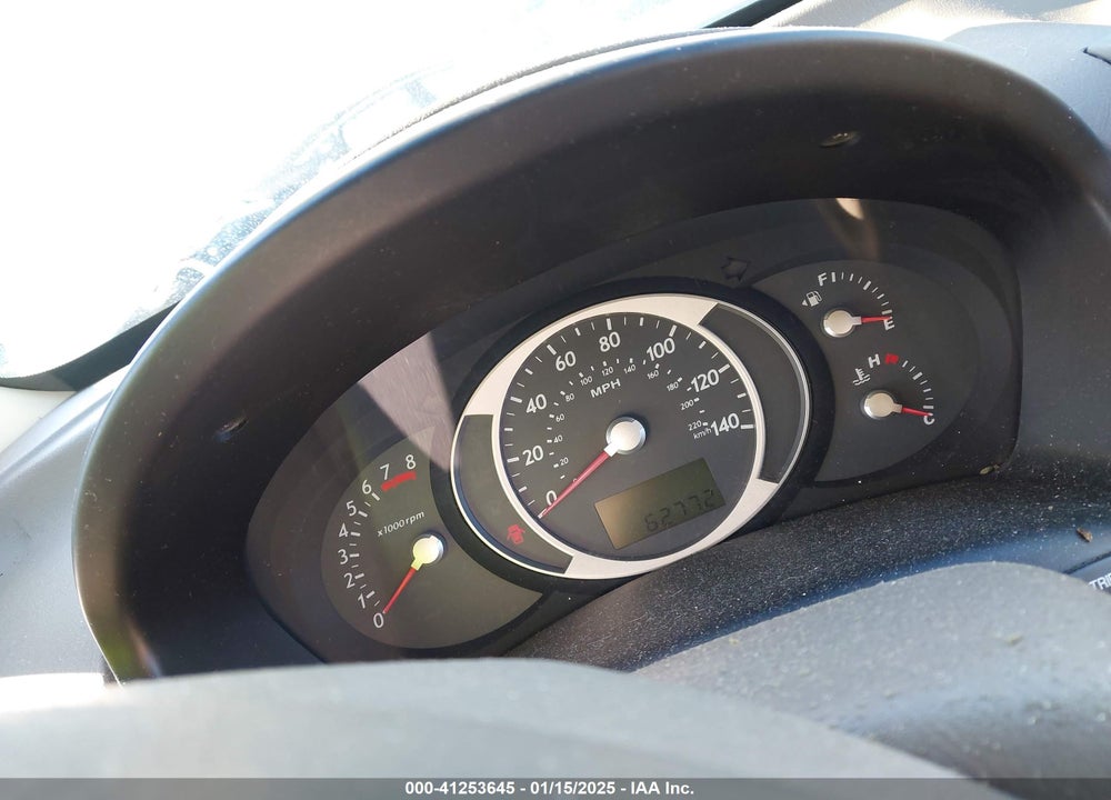 2007 HYUNDAI TUCSON GLS VIN: KM8JM12B17U609061