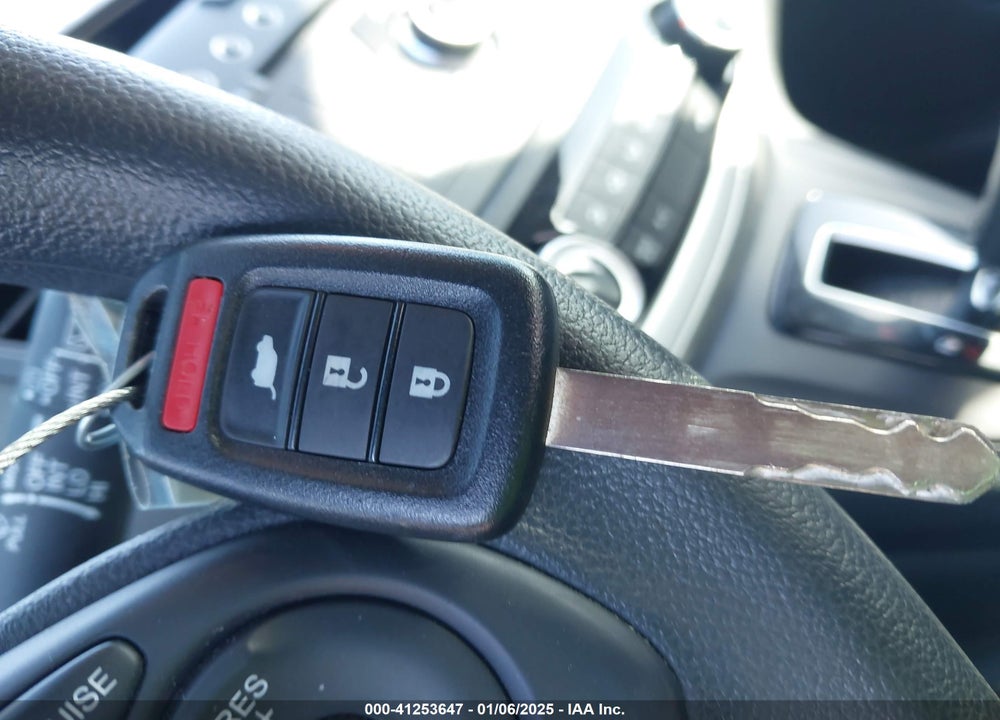 2015 HONDA CR-V LX VIN: 3CZRM3H38FG704005