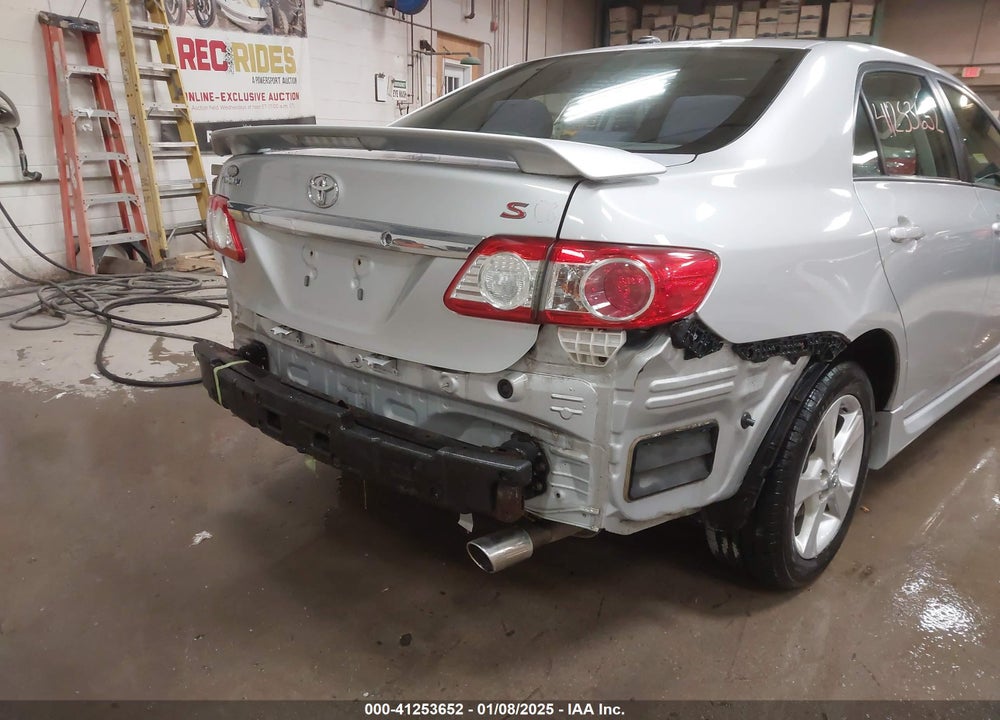 2011 TOYOTA COROLLA VIN: 2T1BU4EE5BC605200