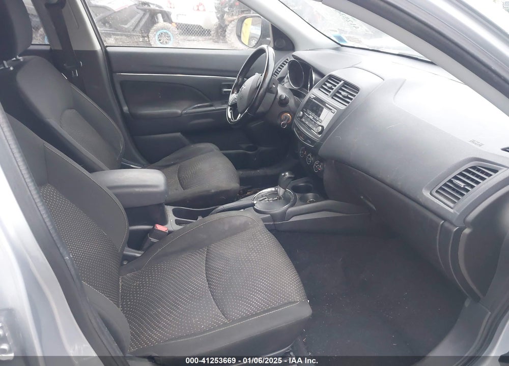2016 MITSUBISHI OUTLANDER SPORT 2.0 ES VIN: JA4AR3AU8GZ026665