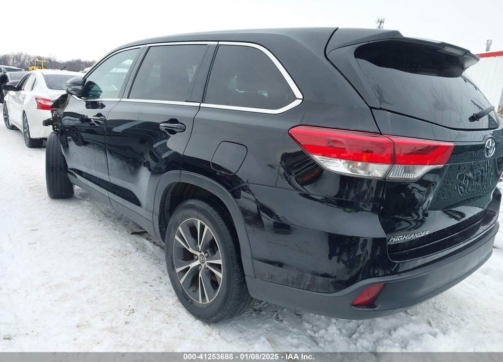 2019 TOYOTA HIGHLANDER LE VIN: 5TDZARFH1KS051707