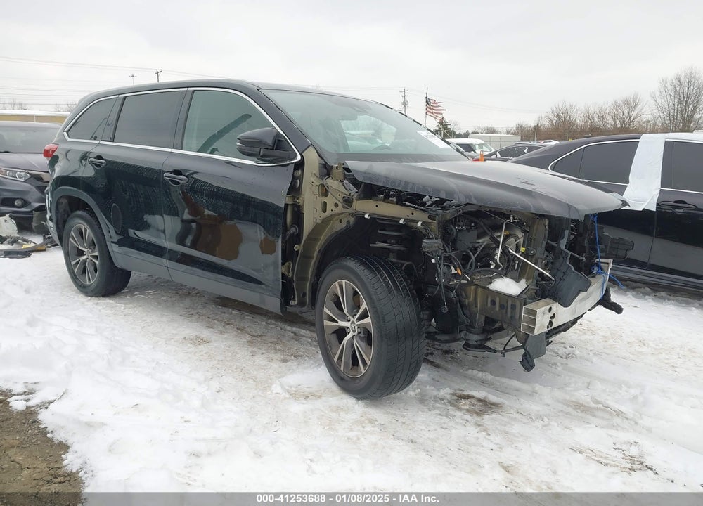 2019 TOYOTA HIGHLANDER LE VIN: 5TDZARFH1KS051707