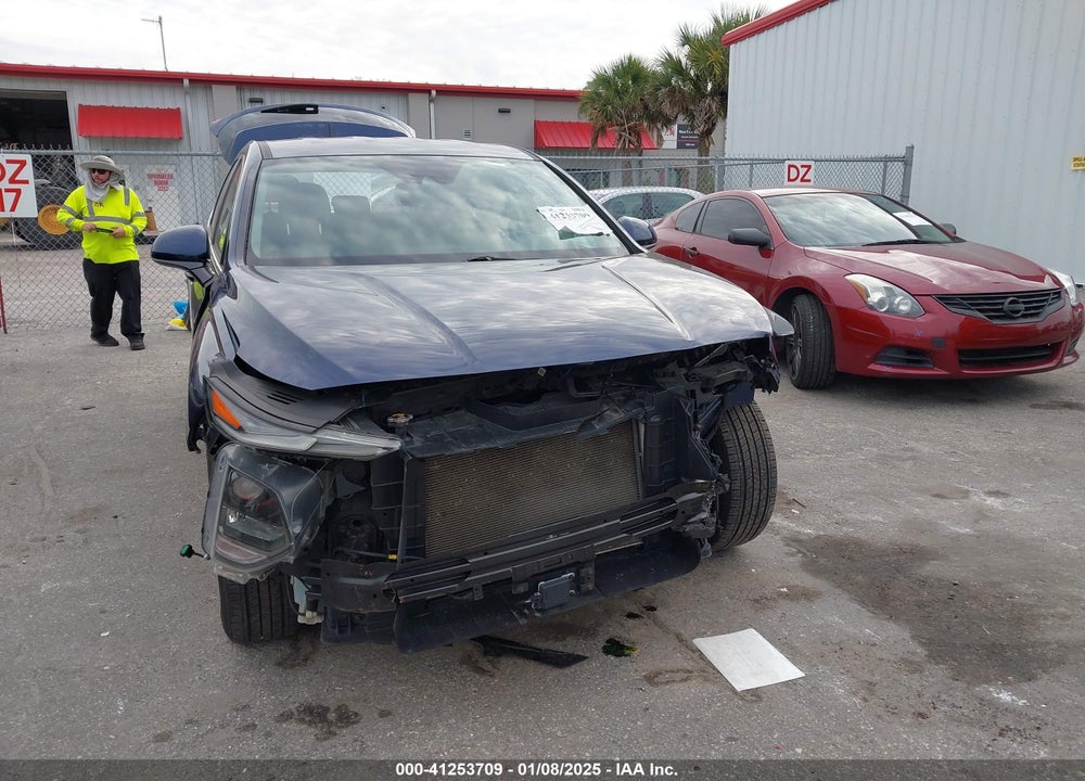 2019 HYUNDAI SANTA FE SE VIN: 5NMS2CAD7KH097951
