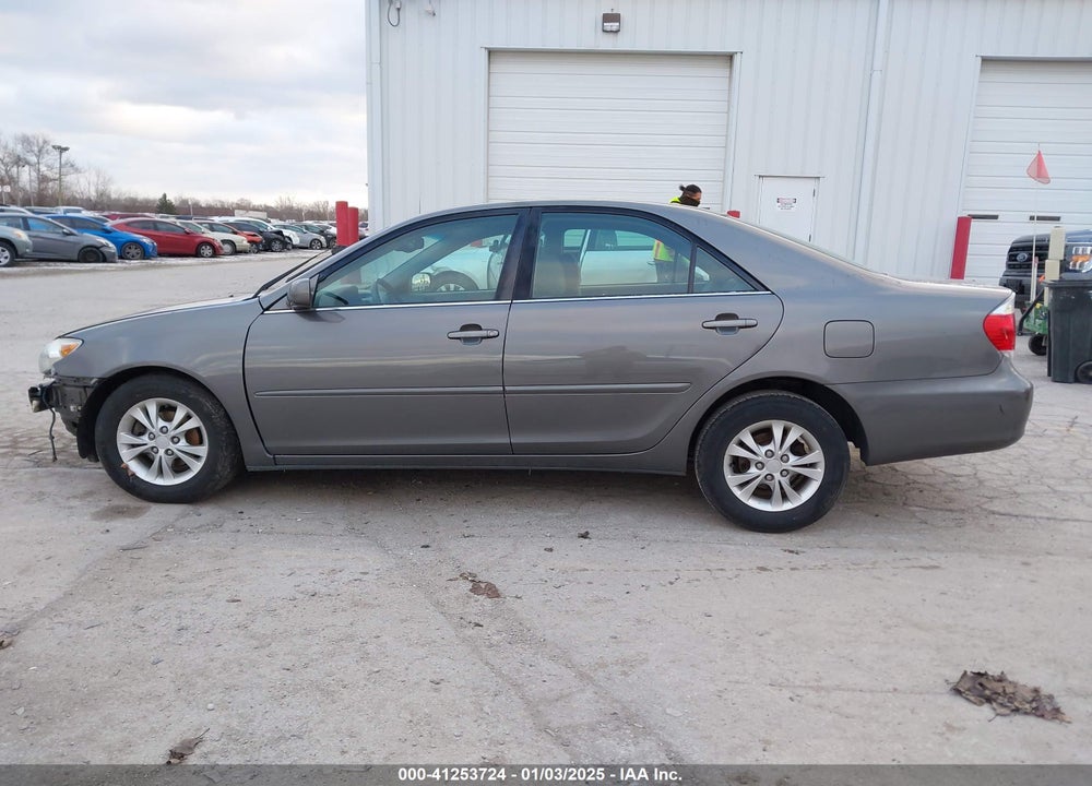 2005 TOYOTA CAMRY LE V6 VIN: 4T1BF30KX5U605732