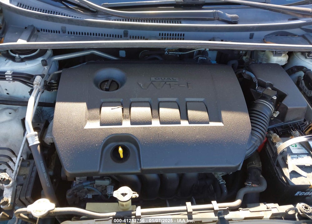 2015 TOYOTA COROLLA LE VIN: 2T1BURHE8FC277401