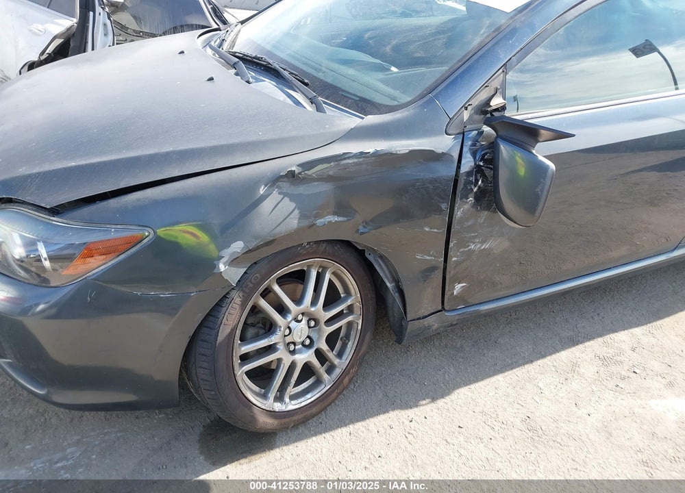 2010 TOYOTA SCION TC VIN: JTKDE3B75A0303641