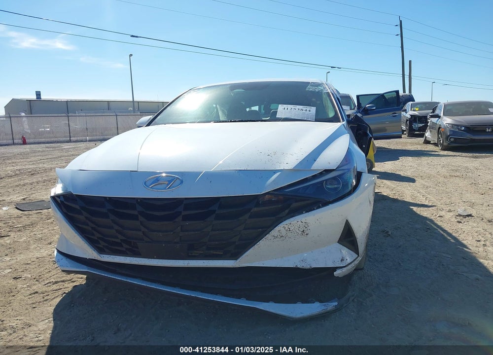2022 HYUNDAI ELANTRA SEL VIN: 5NPLS4AG5NH070288