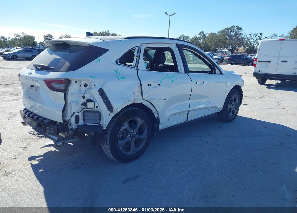 2024 FORD ESCAPE ST LINE VIN: 1FMCU0MN5RUA55147