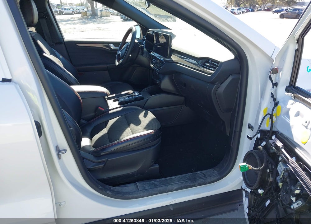 2024 FORD ESCAPE ST LINE VIN: 1FMCU0MN5RUA55147