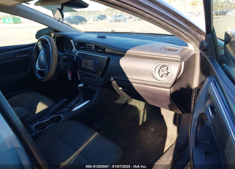 2018 TOYOTA COROLLA VIN: 2T1BURHEXJC124415