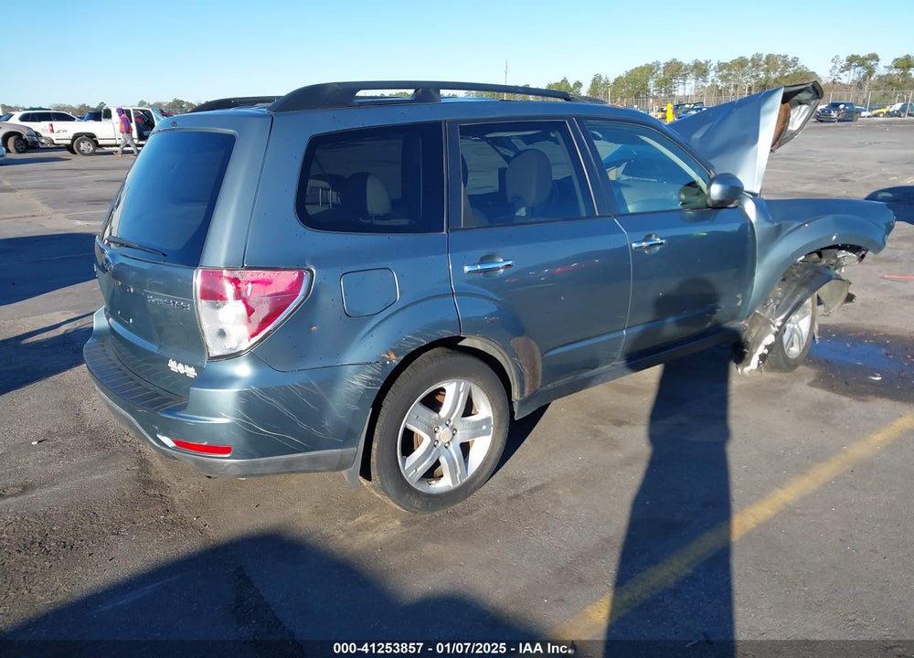 2010 SUBARU FORESTER VIN: JF2SH6DC7AH724104