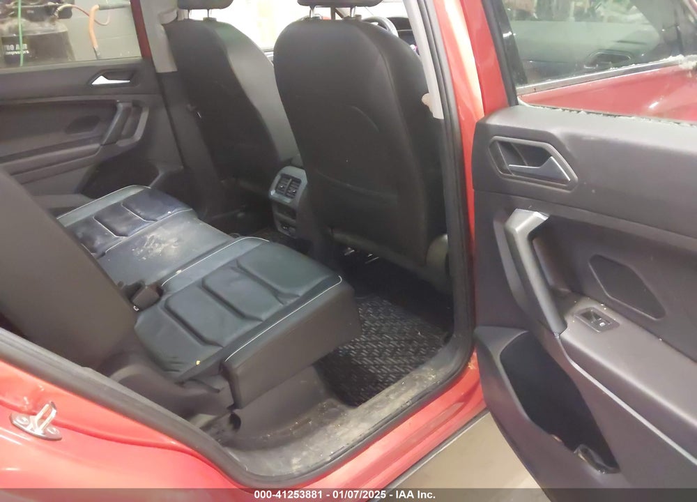2019 VOLKSWAGEN TIGUAN 2.0T SEL PREMIUM/2.0T SEL PREMIUM R-LINE VIN: 3VV4B7AX8KM116807