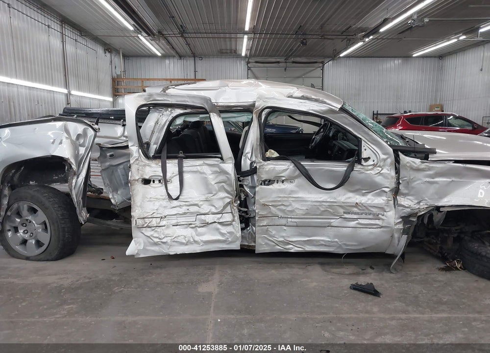 2011 GMC SIERRA 1500 SLE VIN: 3GTP2VE30BG283121