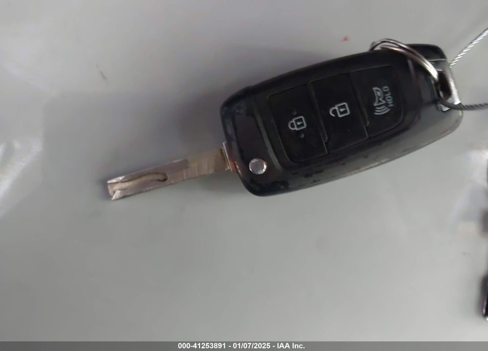 2020 HYUNDAI SANTA FE SE VIN: 5NMS23AD1LH281509